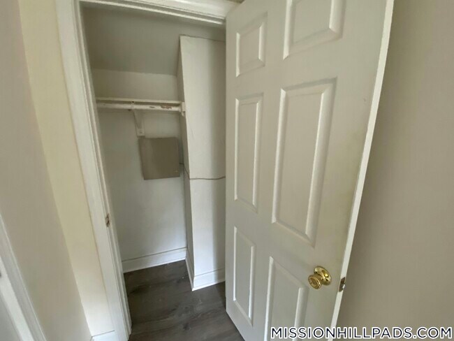 Building Photo - 40 Winthrop St