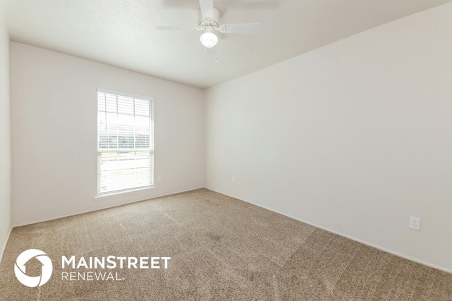 Building Photo - 713 Arbor Downs Dr