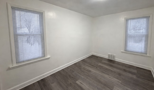 Building Photo - 12578 Camden Ave