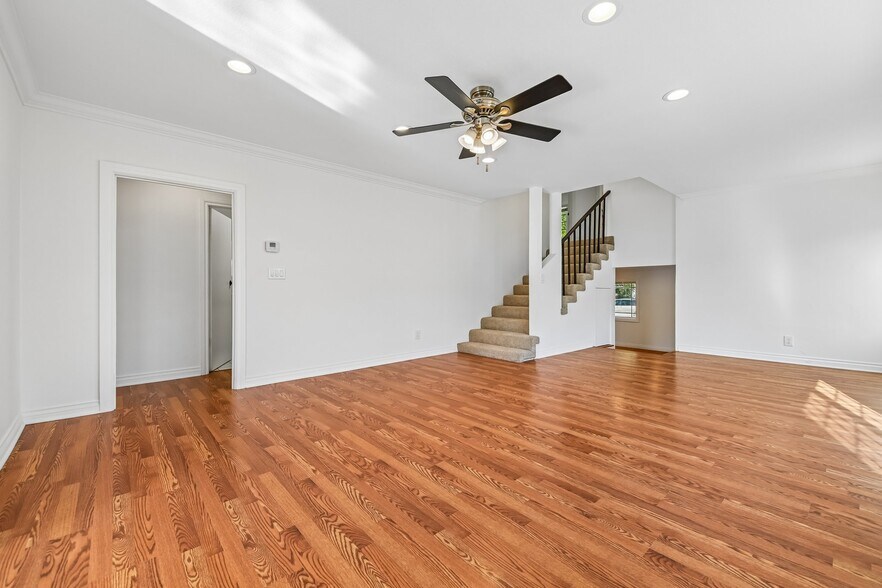 Dining Room - 6003 N Muscatel Ave