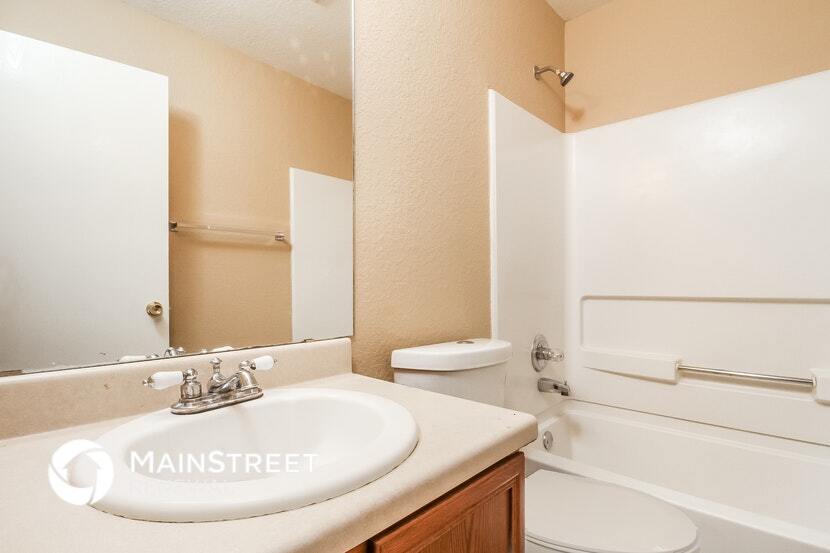 Building Photo - 2115 Clear Ct