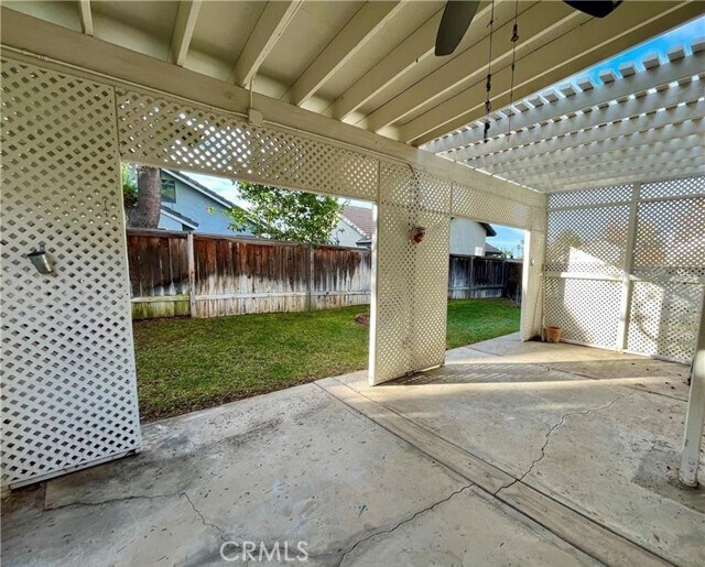 Building Photo - 1730 Stratford Cir