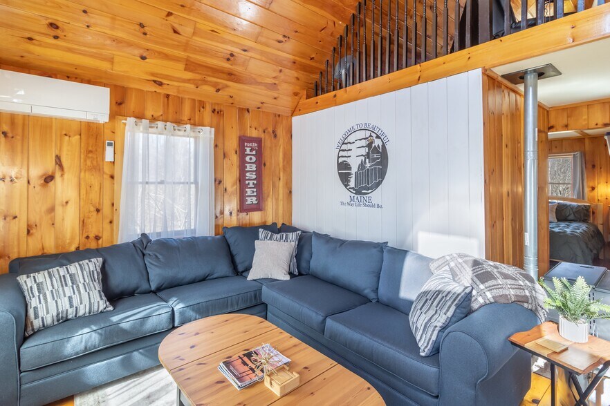Building Photo - 1172 Bar Harbor Rd