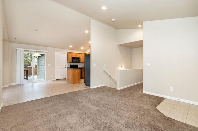 Building Photo - 2255 Sopris Cir
