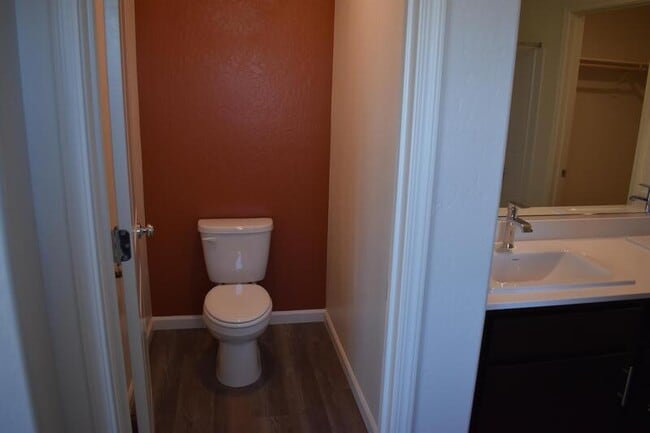 Building Photo - 703 Irma Dr