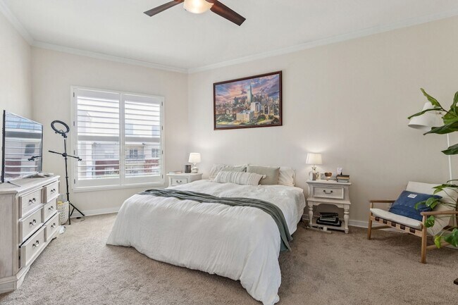 Building Photo - 2950 McKinney Ave