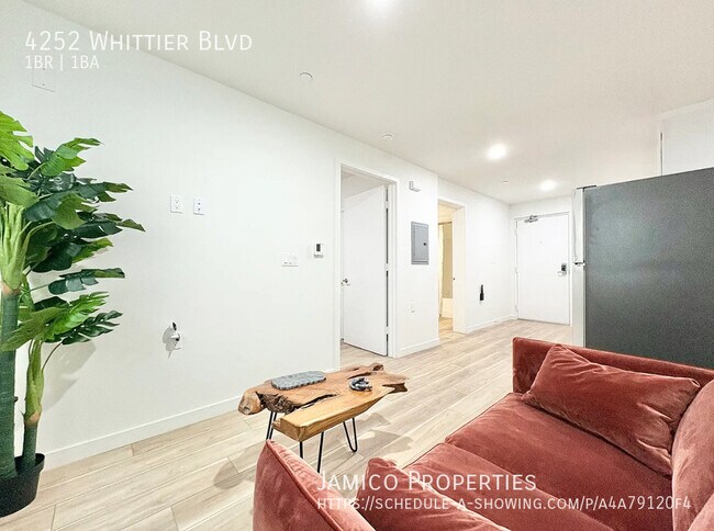 Building Photo - 4252 Whittier Blvd