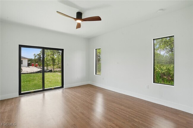Building Photo - 2815 45th St W