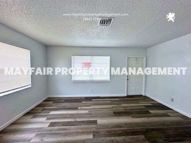 Building Photo - 4523 Gulfstream Rd