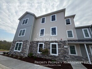 Building Photo - 2958 Locust Grv Ct