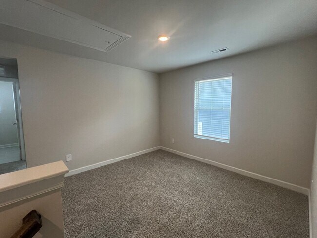 Building Photo - BRAND NEW - 3 Bed/2.5 Bath Home - Conover ...