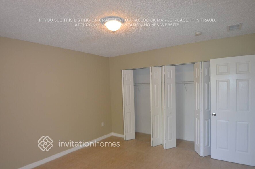 Building Photo - 14661 SW 93rd Ln