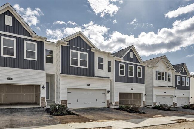 Building Photo - 130 Scotland Ln