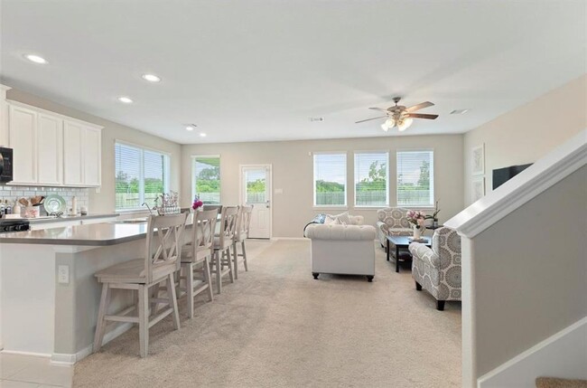 Building Photo - 17639 Cypress Hilltop Wy