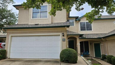 Building Photo - 2100 Pipers Field Dr