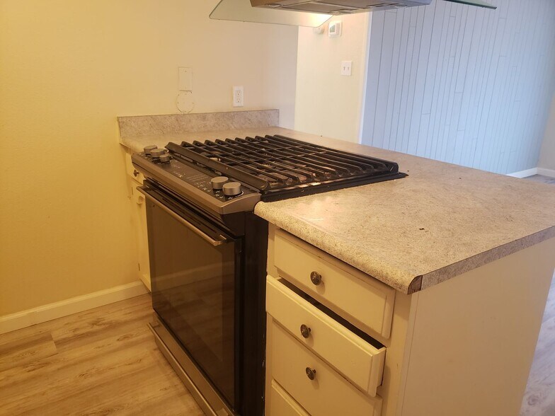 Building Photo - Olympic