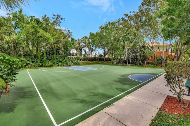 Building Photo - 7409 Sarentino Ln