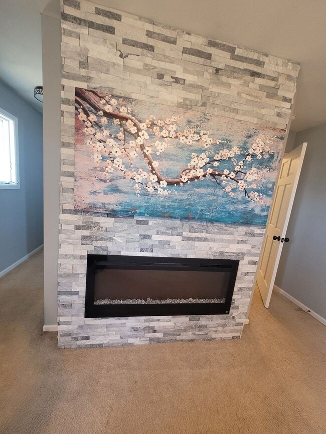 Building Photo - 2255 Vesterheim St