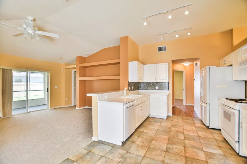 Building Photo - 29731 Morwen Pl