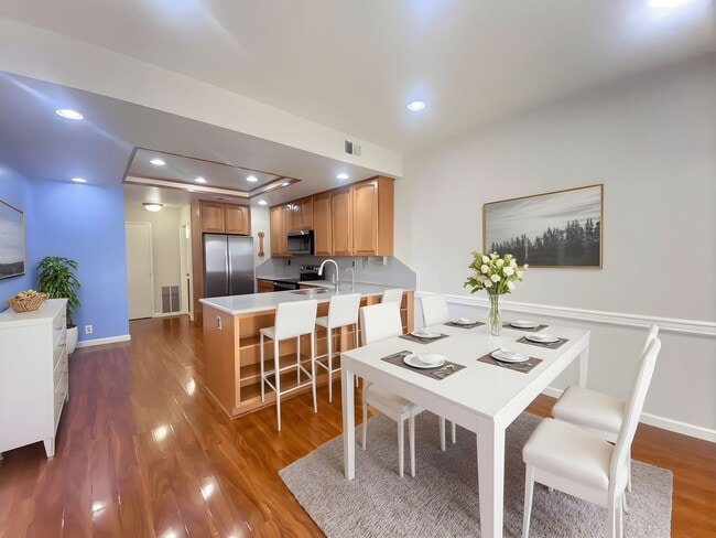 Building Photo - Beautiful 4-bedroom Ardenwood home Availab...