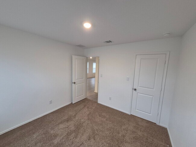 Building Photo - 12822 CHINALI SPG