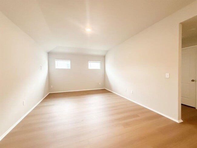 Building Photo - 15109 Siberian Elm Ln