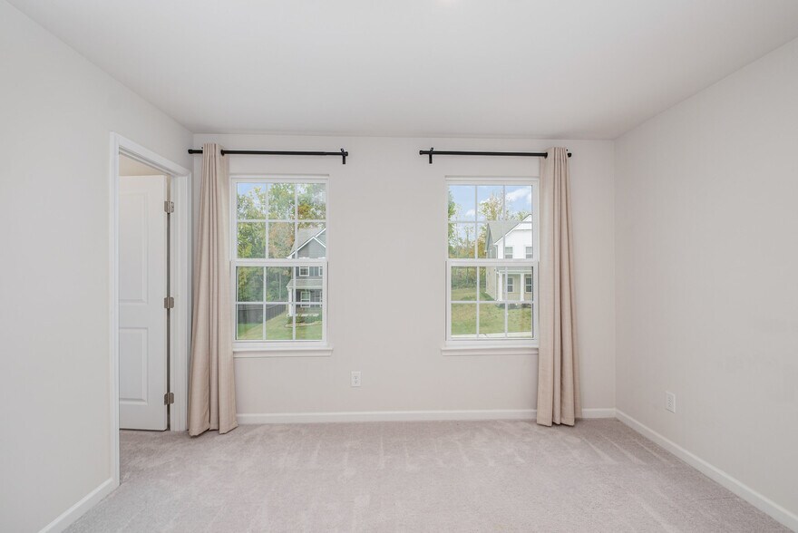 Building Photo - 971 Fancher Ln