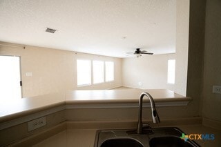 Building Photo - 5757 Columbia Dr