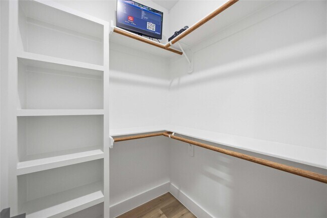 Building Photo - 8531 Rinn St