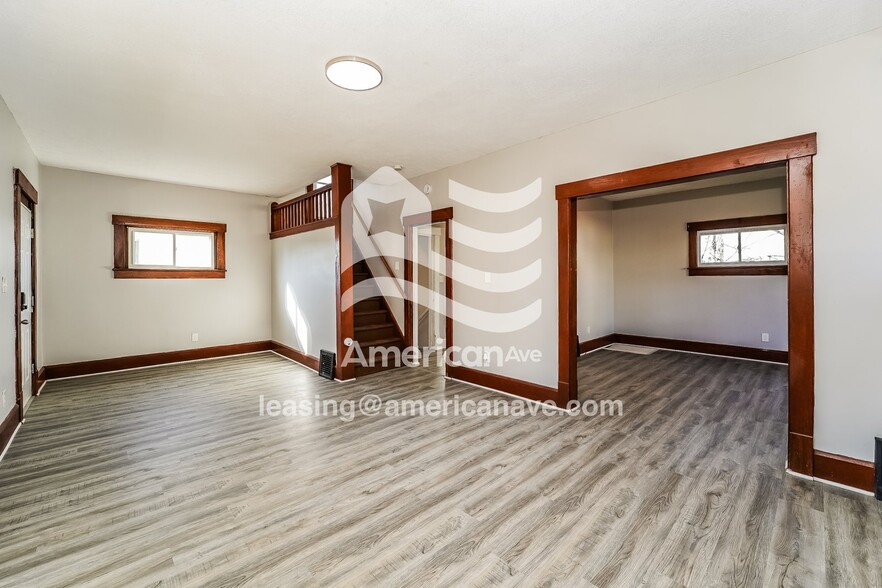 Building Photo - 913 Bedford Ave SW