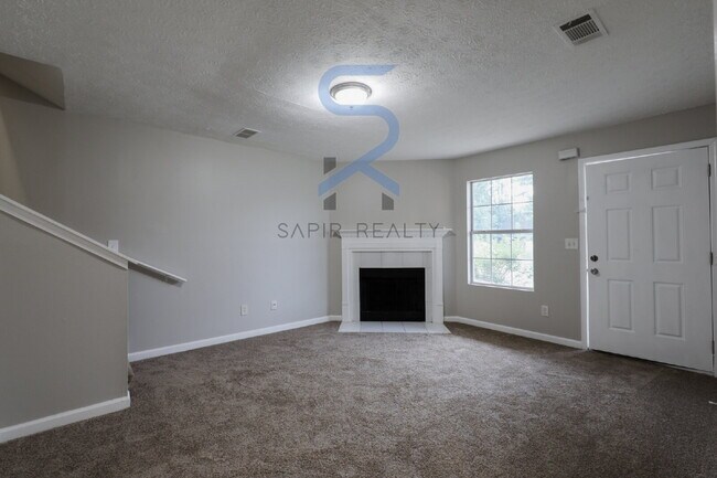 Building Photo - Move in before October 15th and get a $250...