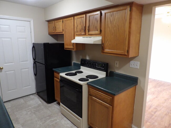 Building Photo - 344 Bypass Plaza Dr