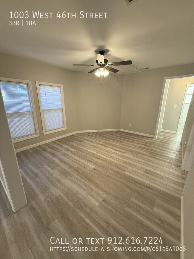 Building Photo - 1003 W 46th St