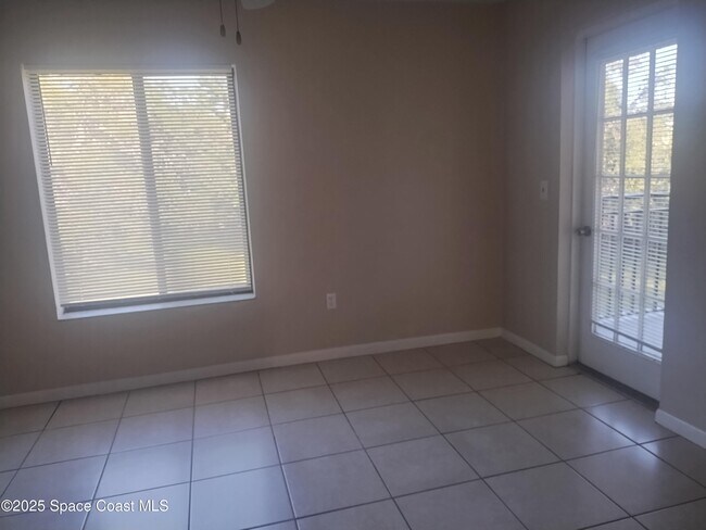 Building Photo - 200 International Dr