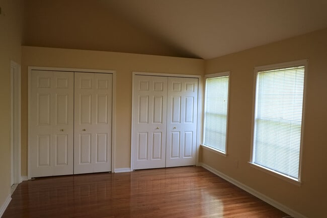 Building Photo - Charming 4 Bedroom/3 Bathroom Townhome in Mays Chapel-Chapelgate (Lutherville)