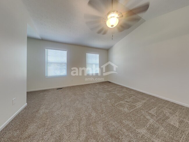 Building Photo - 1335 Wingate Dr