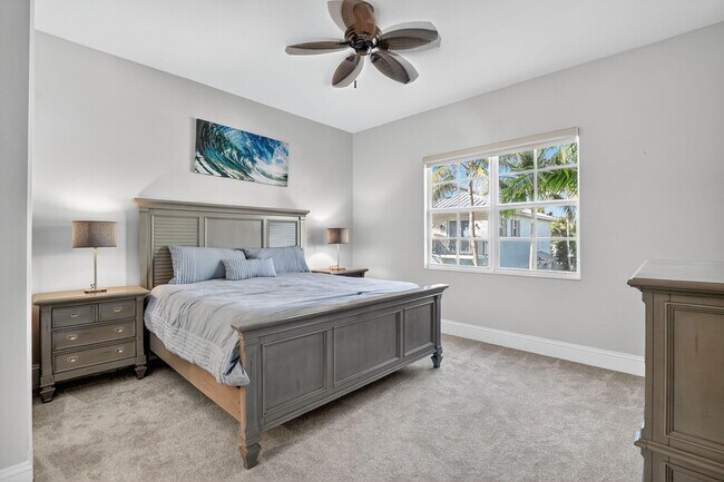 Building Photo - 226 N Latitude Cir