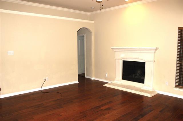 Building Photo - 13713 Blue Bell Dr