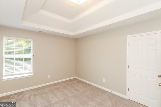 Building Photo - 6462 Dekeon Dr