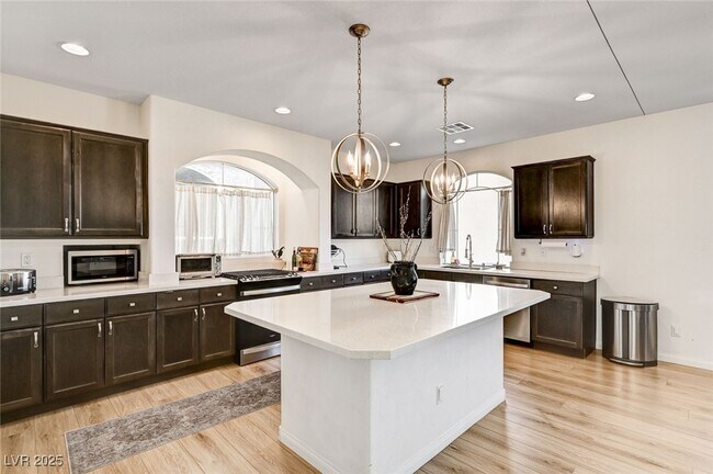 Building Photo - 6328 Rock Strm Ln