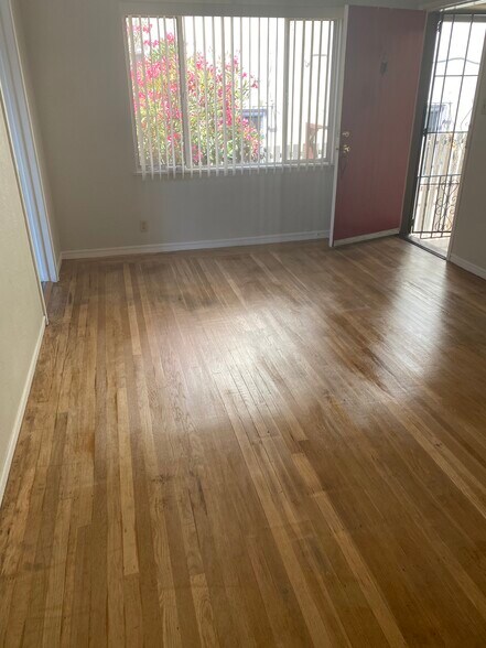 Building Photo - 6117 Monadnock Way