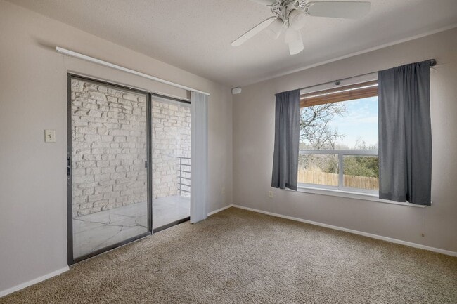 Building Photo - PARKER SQUARE CONDO - NEAR DOWNTOWN - PRIV...
