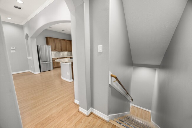 Building Photo - 7930 Stoneyway Dr