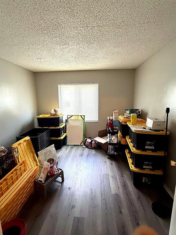 Building Photo - 228 Thorntree Pl