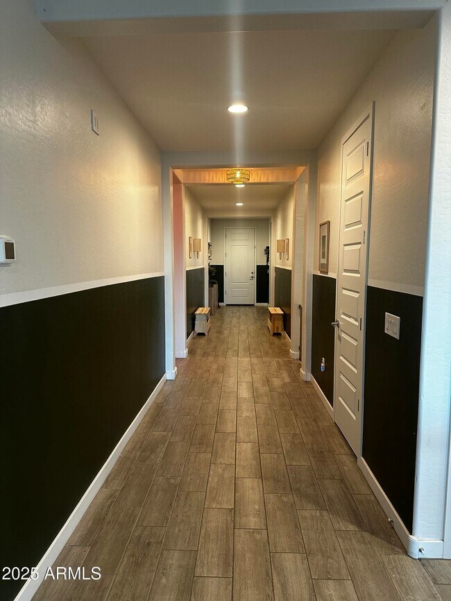 Building Photo - 4248 Enmark Dr