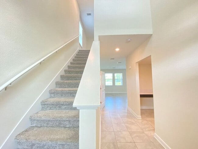 Building Photo - 4442 Seven Canyons Dr