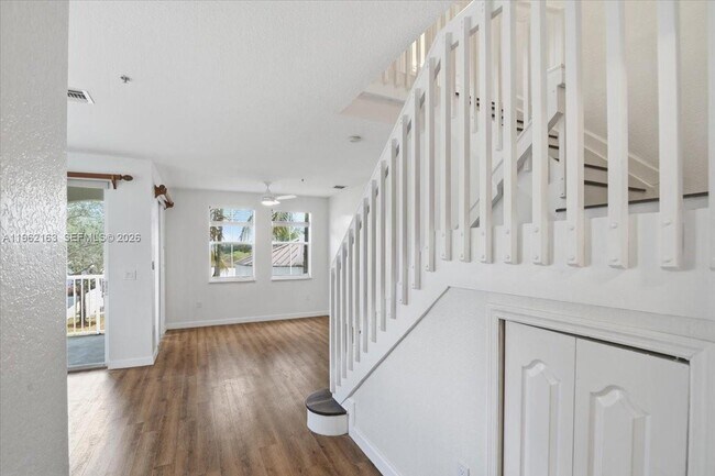 Building Photo - 4435 SW 160th Ave