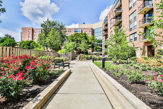 Building Photo - 299 N Dunton Ave