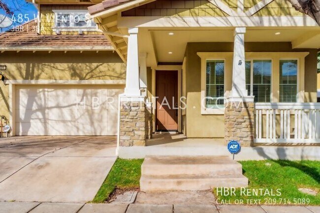 Building Photo - 485 W Viento St