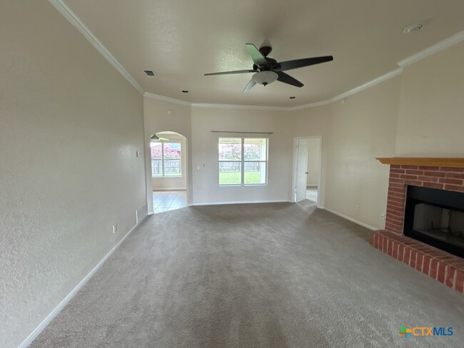 Building Photo - 3903 Llano Estacado Ct